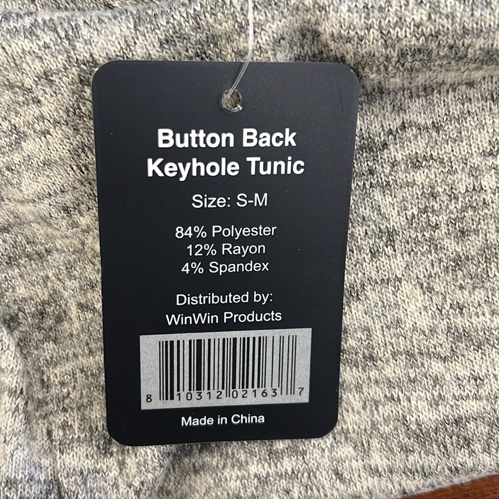 NWT {Lildy}Sz S/M Tan Heather Back Button Keyhole Tunic Top w/Bell Sleeves - Picture 8 of 9
